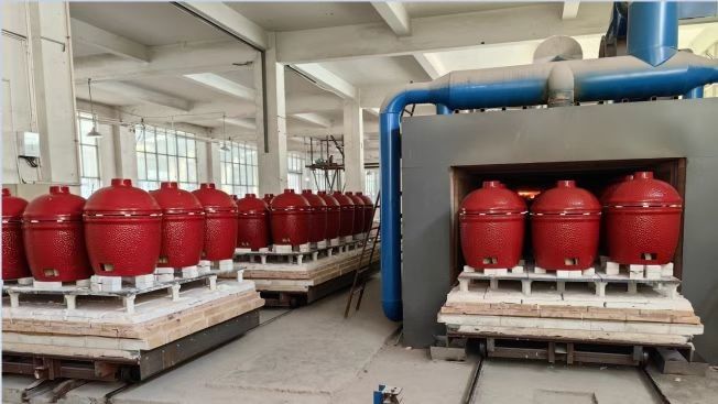 Yixing Mingkai Kamado Technology Co., Ltd. ligne de production du fabricant